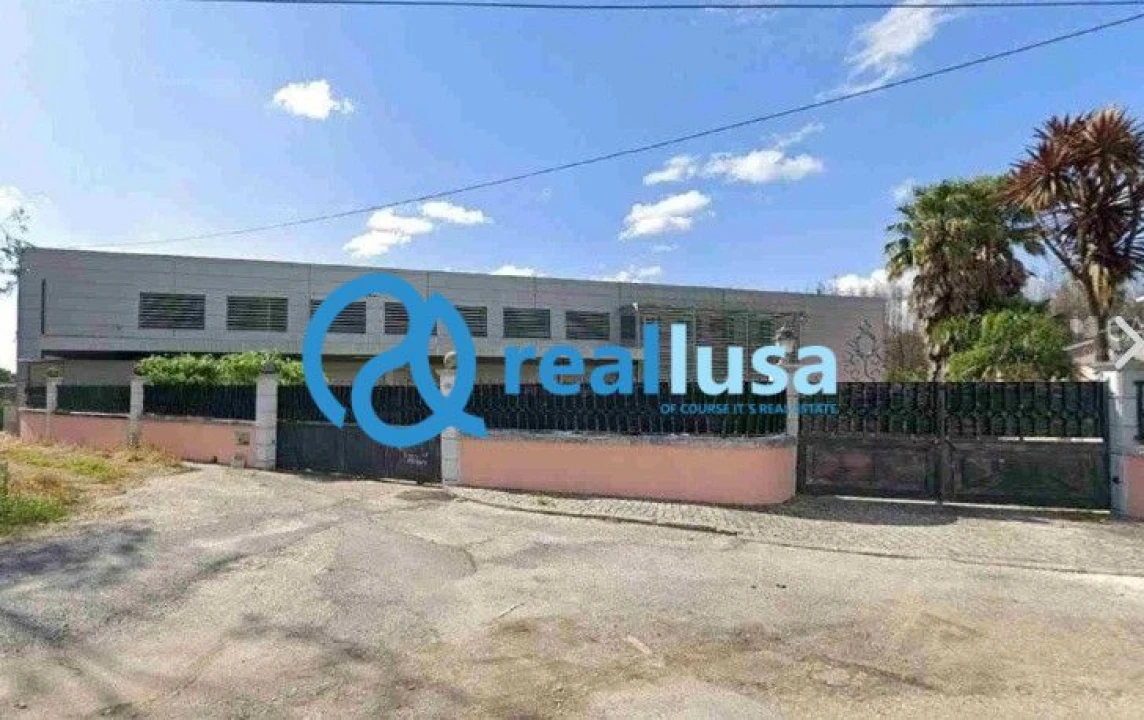 Loja para Venda em Préstimo e Macieira de Alcoba Foto 1