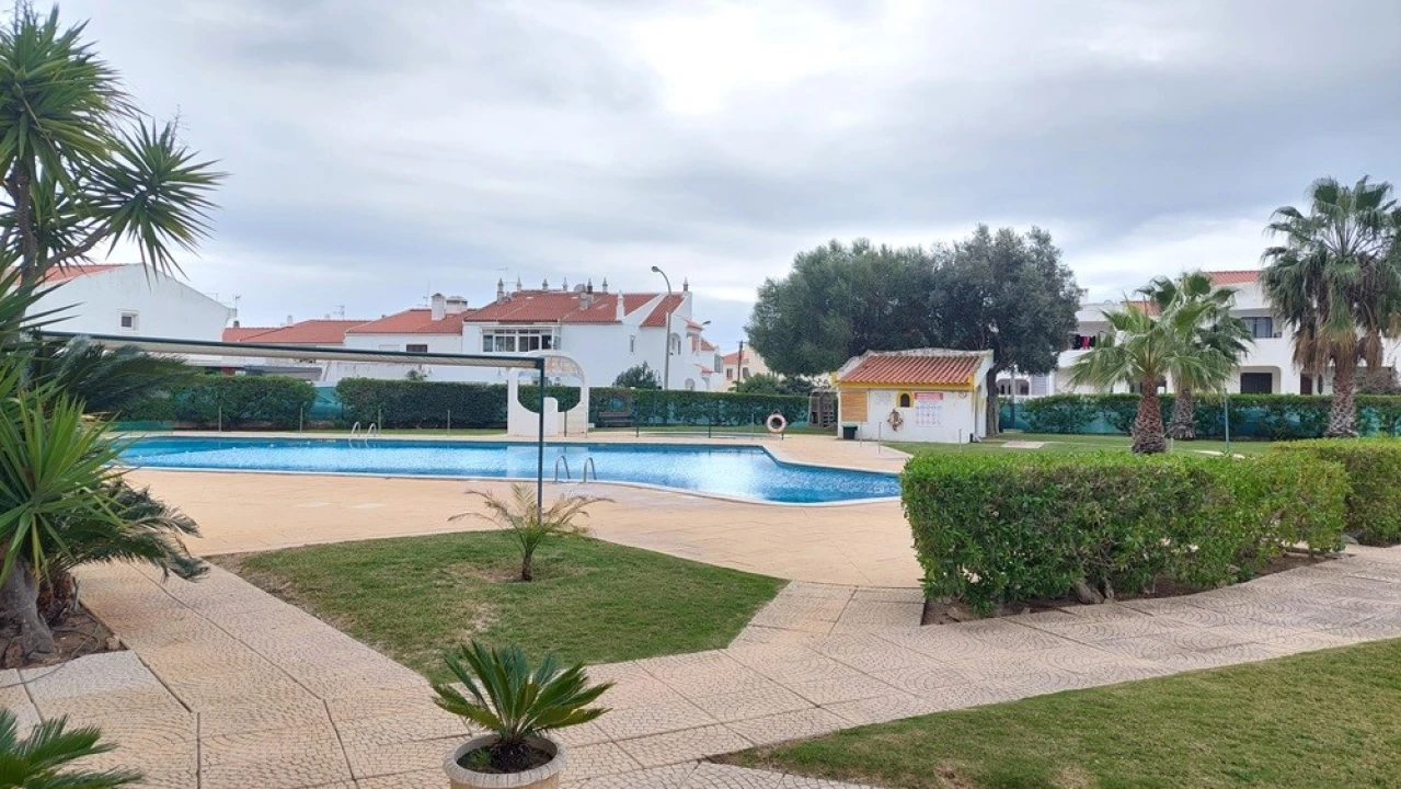 Apartamento T1 para Venda em Albufeira e Olhos de Água Foto 17