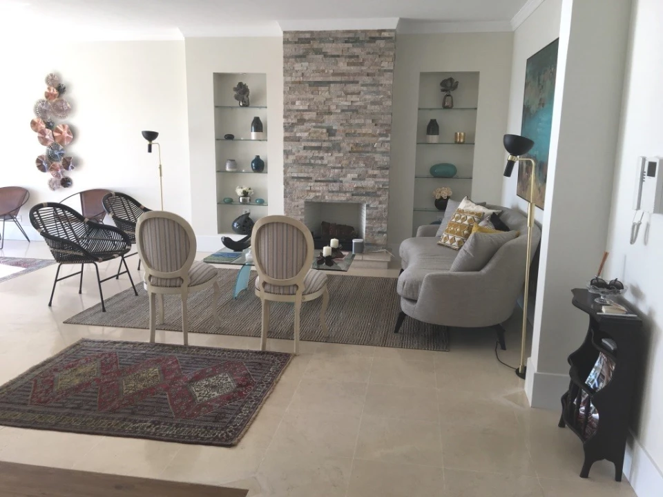 Apartamento T2 para Venda em Cascais e Estoril Foto 1