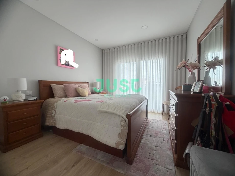 Moradia T4 para Venda em Fernao Ferro Foto 23