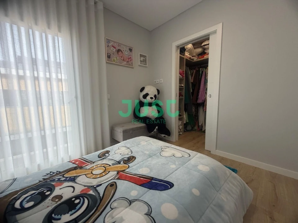 Moradia T4 para Venda em Fernao Ferro Foto 25