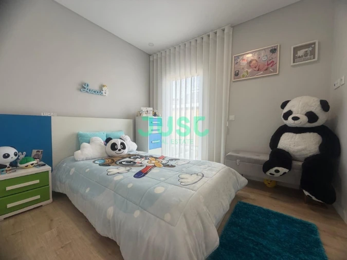 Moradia T4 para Venda em Fernao Ferro Foto 24