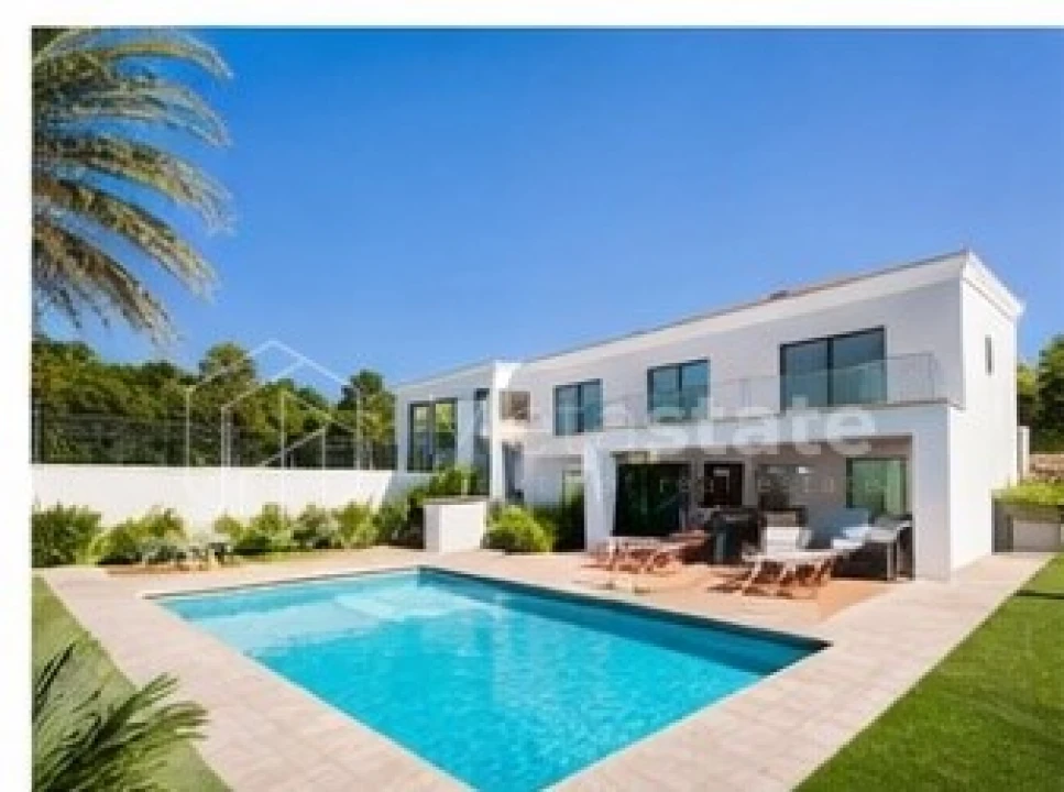 Moradia T4 para Venda em Alcabideche Foto 9