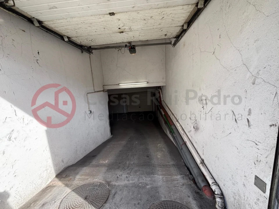 Garagem para Venda em Laranjeiro e Feijó Foto 11