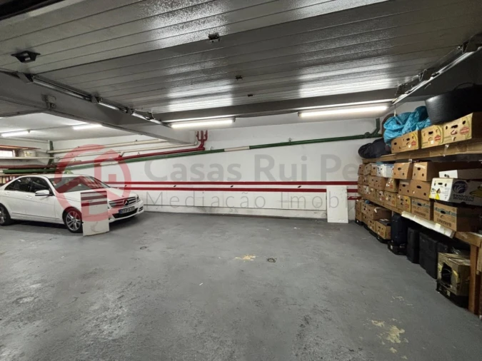 Garagem para Venda em Laranjeiro e Feijó Foto 4