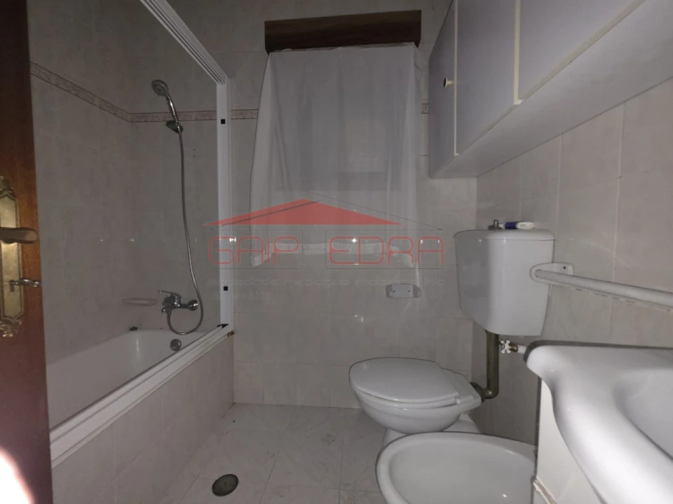 Moradia T2 para Venda em Gulpilhares e Valadares Foto 12