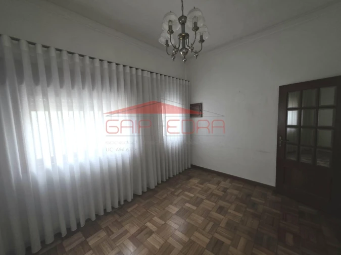 Moradia T2 para Venda em Gulpilhares e Valadares Foto 3