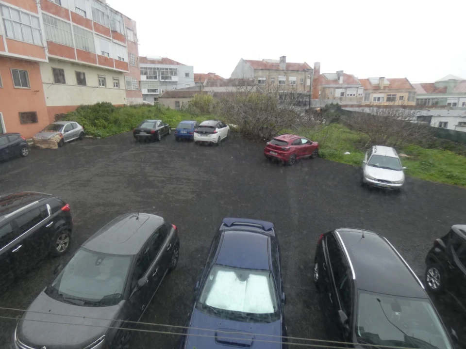 Apartamento T2 para Venda em Águas Livres Foto 22