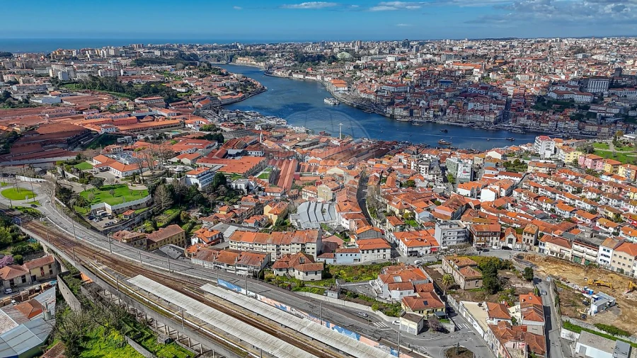 Moradia T3 para Venda em Santa Marinha e São Pedro da Afurada Foto 35