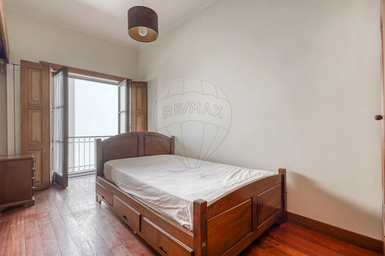 Moradia T3 para Venda em Paranhos Foto 16