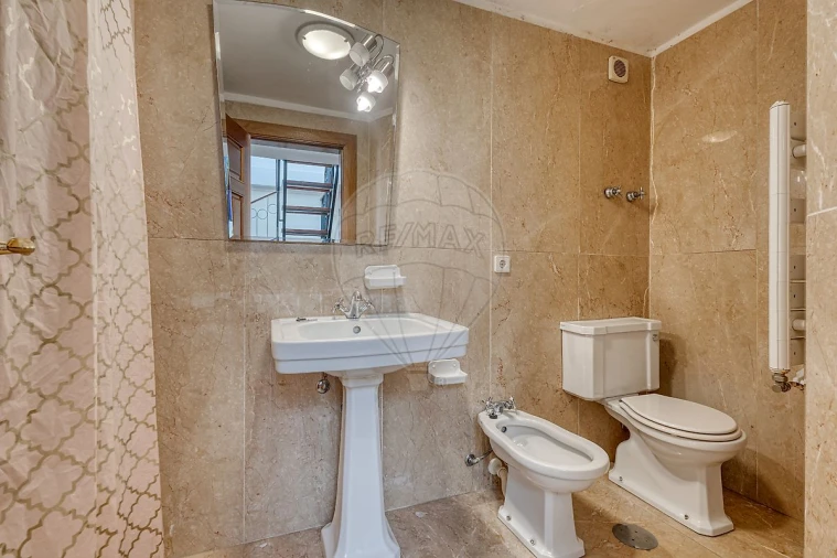 Moradia T3 para Venda em Paranhos Foto 20