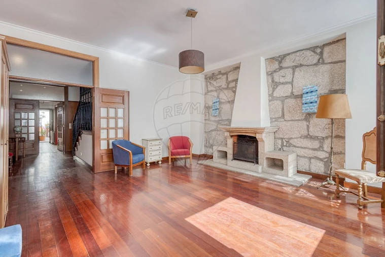 Moradia T3 para Venda em Paranhos Foto 10