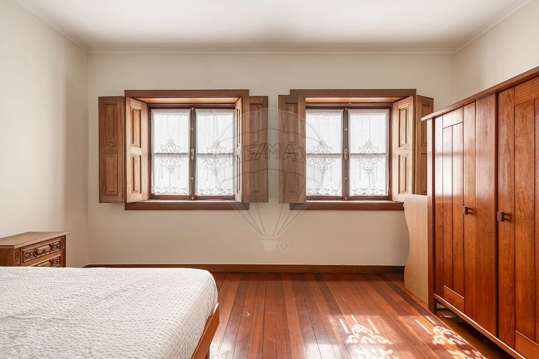 Moradia T3 para Venda em Paranhos Foto 13