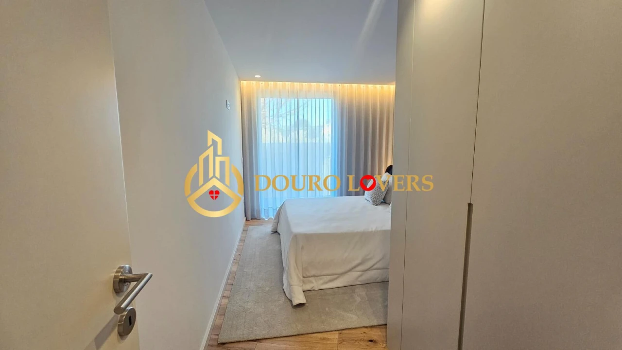 Apartamento T3 para Venda em São Felix da Marinha Foto 34