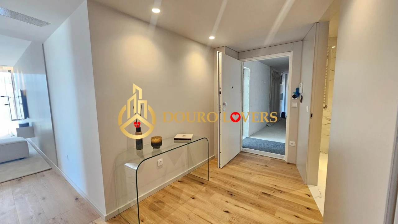 Apartamento T3 para Venda em São Felix da Marinha Foto 4