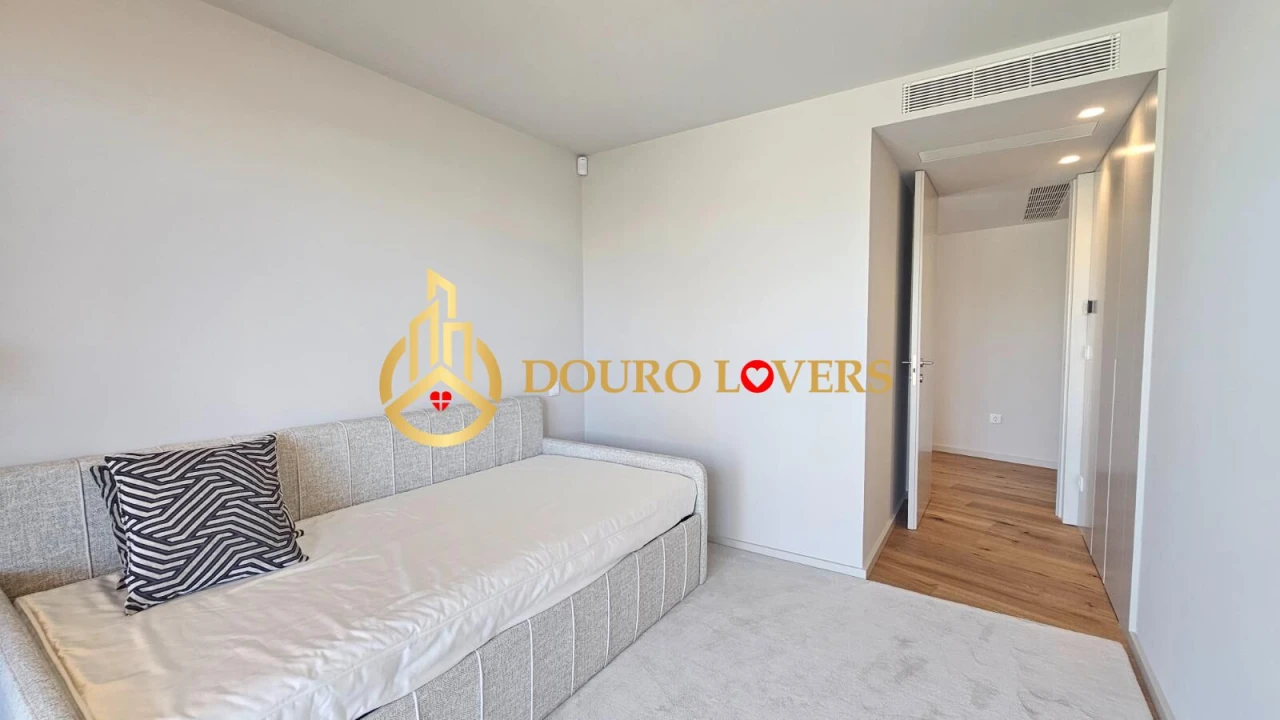 Apartamento T3 para Venda em São Felix da Marinha Foto 42