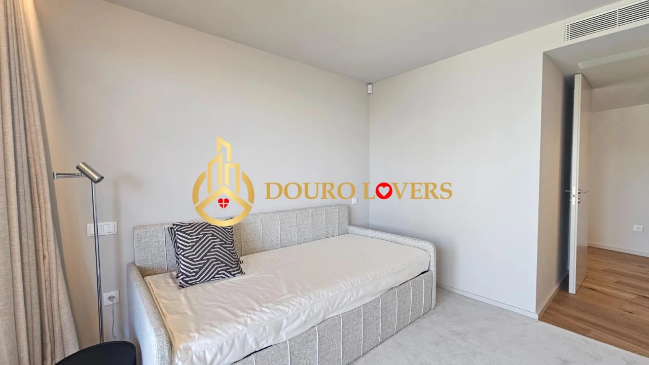 Apartamento T3 para Venda em São Felix da Marinha Foto 43