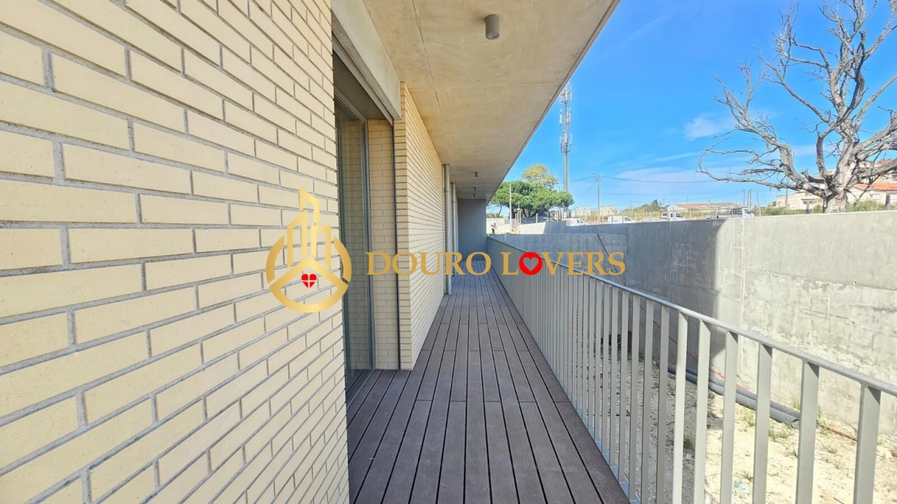 Apartamento T3 para Venda em São Felix da Marinha Foto 46