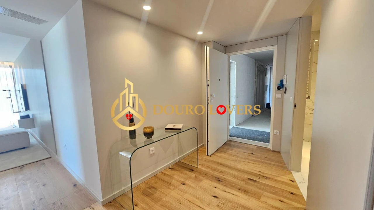 Apartamento T3 para Venda em São Felix da Marinha Foto 5