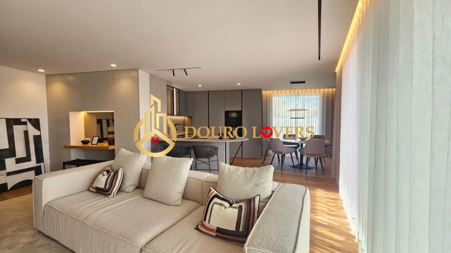 Apartamento T3 para Venda em São Felix da Marinha Foto 10