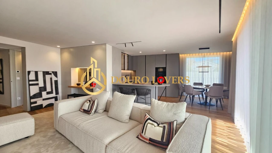 Apartamento T3 para Venda em São Felix da Marinha Foto 14