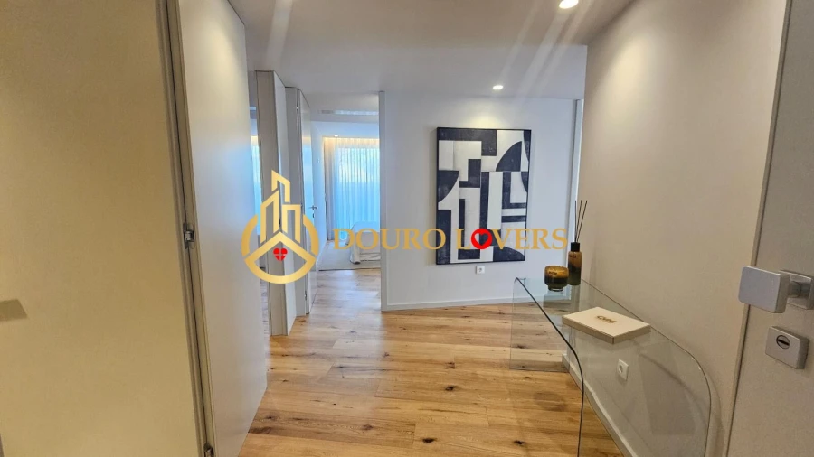 Apartamento T3 para Venda em São Felix da Marinha Foto 3