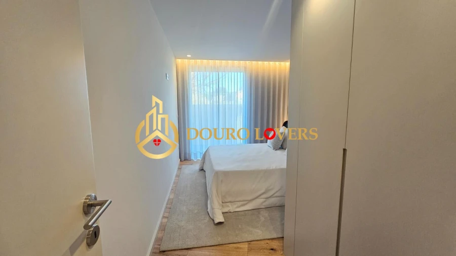 Apartamento T3 para Venda em São Felix da Marinha Foto 34