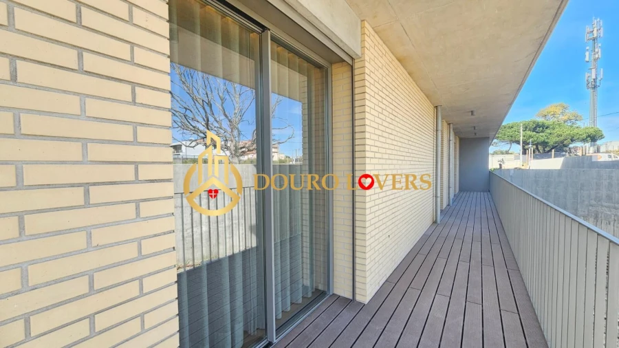 Apartamento T3 para Venda em São Felix da Marinha Foto 47