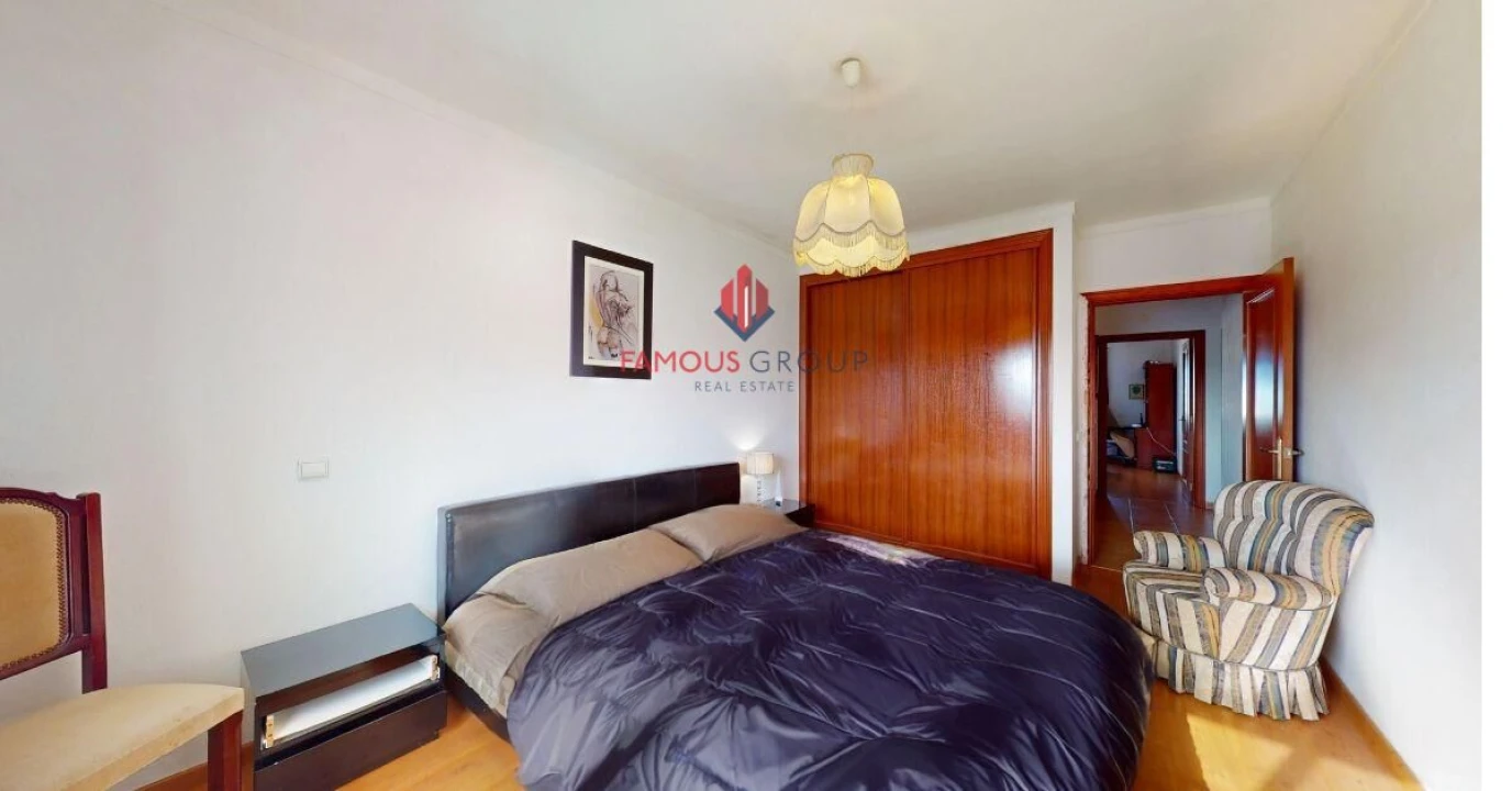 Apartamento T3 para Venda em Alvor Foto 13