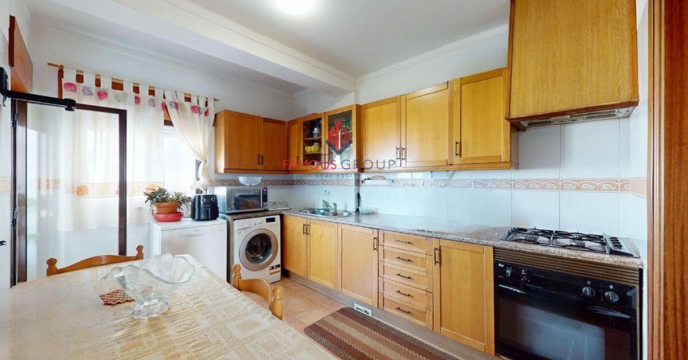 Apartamento T3 para Venda em Alvor Foto 8