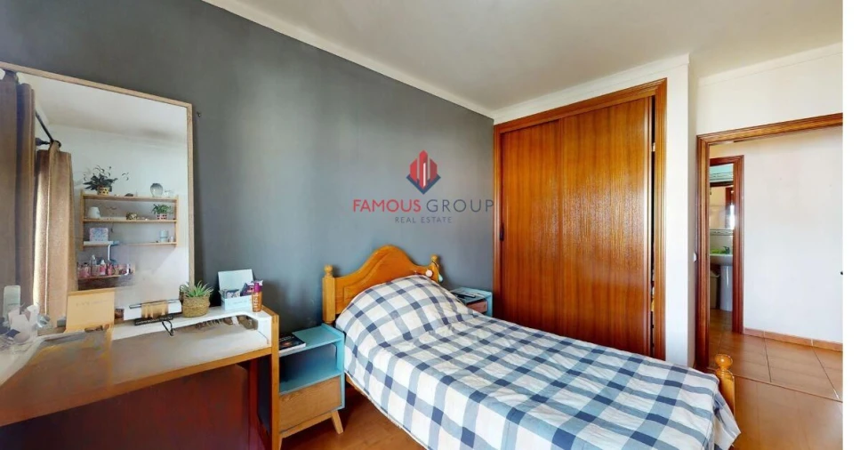 Apartamento T3 para Venda em Alvor Foto 16