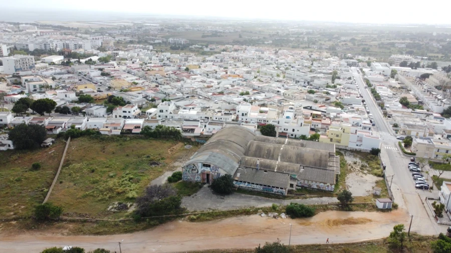 Terreno para Venda em Quelfes Foto 6
