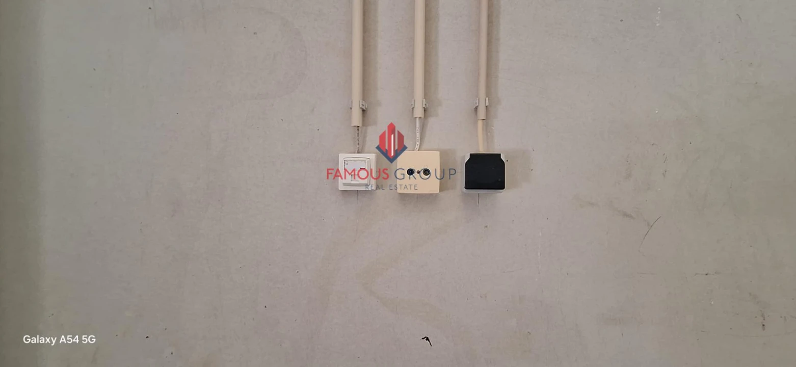 Armazém para Arrendamento em Estômbar e Parchal Foto 39