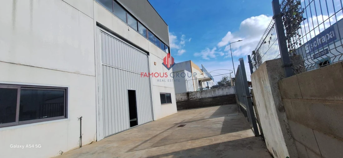 Armazém para Arrendamento em Estômbar e Parchal Foto 22