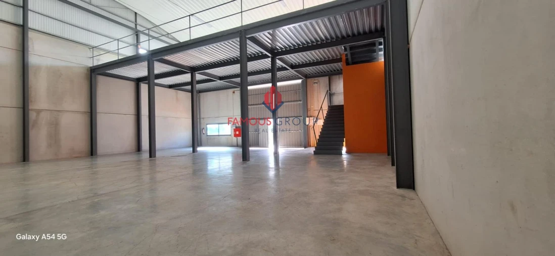 Armazém para Arrendamento em Estômbar e Parchal Foto 34