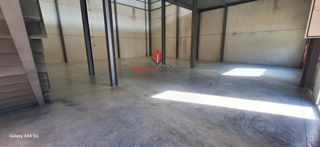 Armazém para Arrendamento em Estômbar e Parchal Foto 37