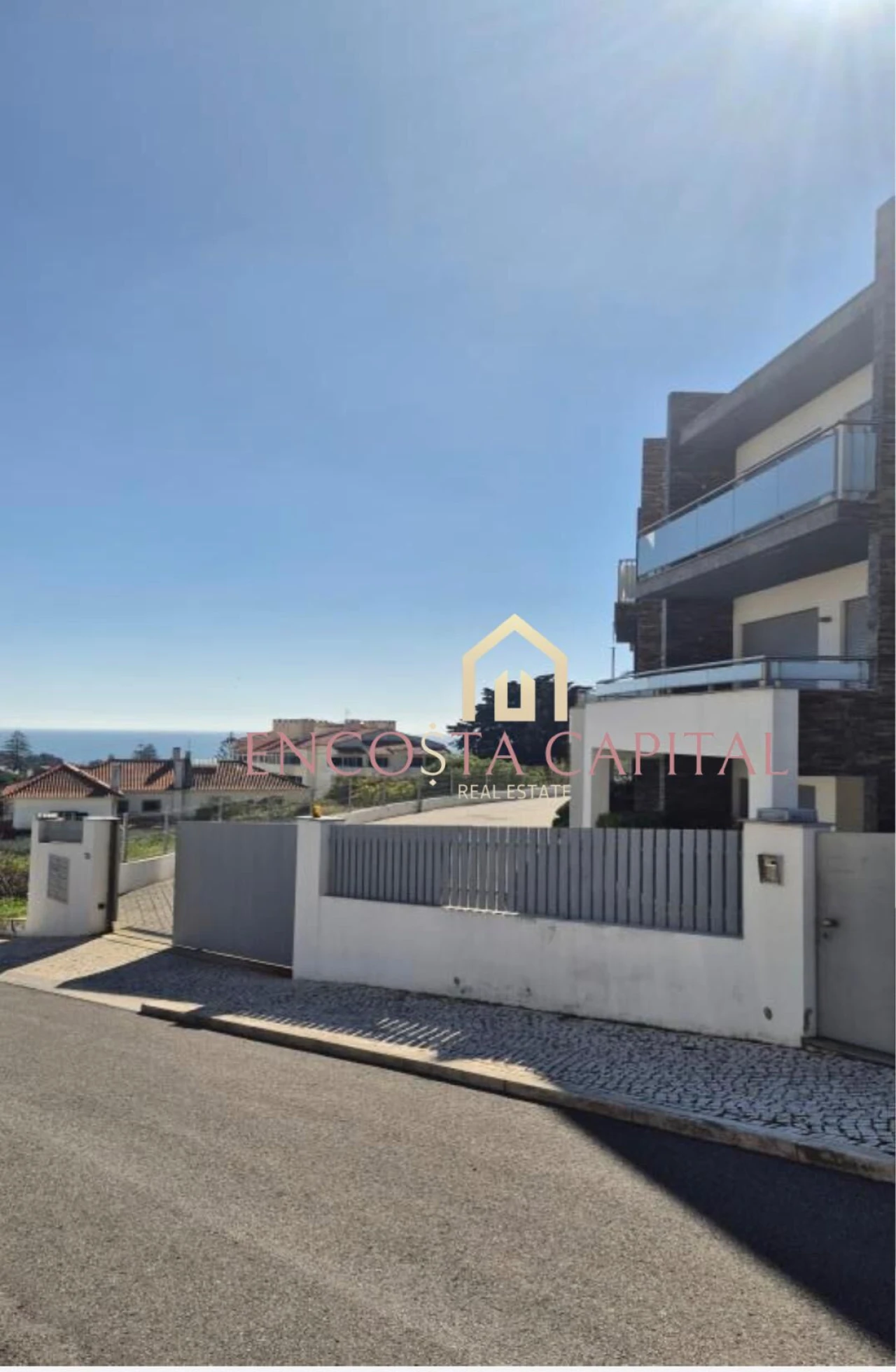 Moradia T4 para Venda em Carcavelos e Parede Foto 3