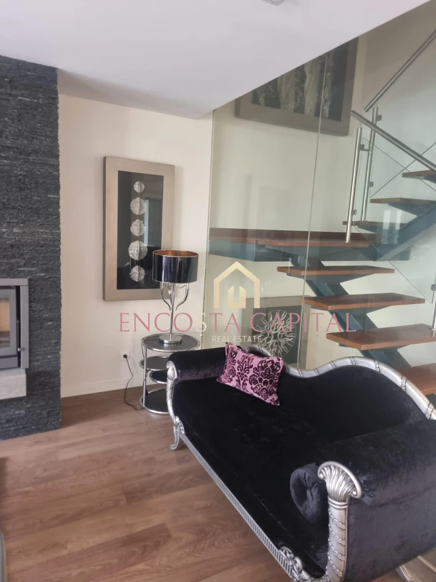 Moradia T4 para Venda em Carcavelos e Parede Foto 6