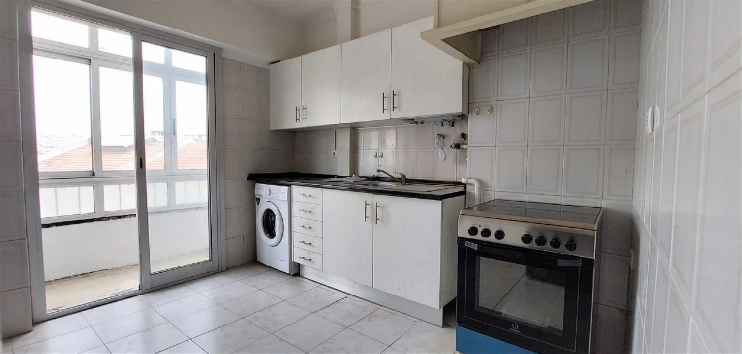 Apartamento T2 para Venda em Encosta do Sol Foto 6