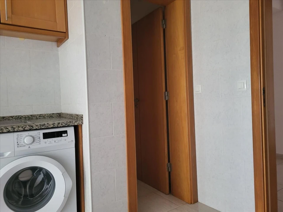 Apartamento T2 para Venda em Azambuja Foto 6