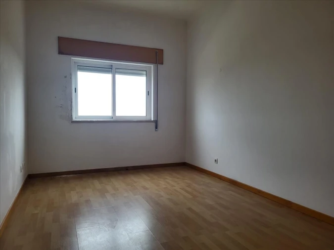 Apartamento T2 para Venda em Azambuja Foto 10