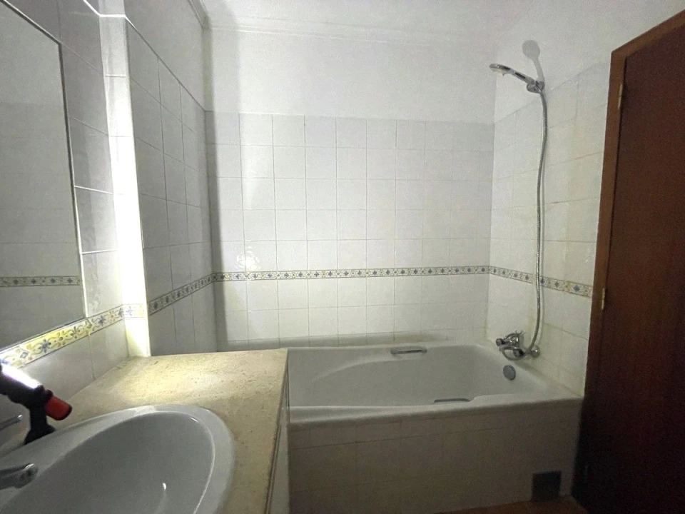 Apartamento T2 para Venda em Barreiro e Lavradio Foto 16