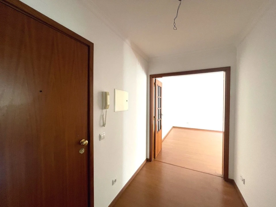 Apartamento T2 para Venda em Barreiro e Lavradio Foto 3