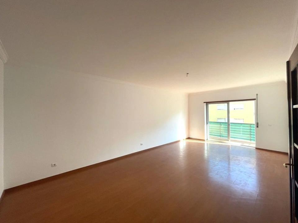 Apartamento T2 para Venda em Barreiro e Lavradio Foto 4