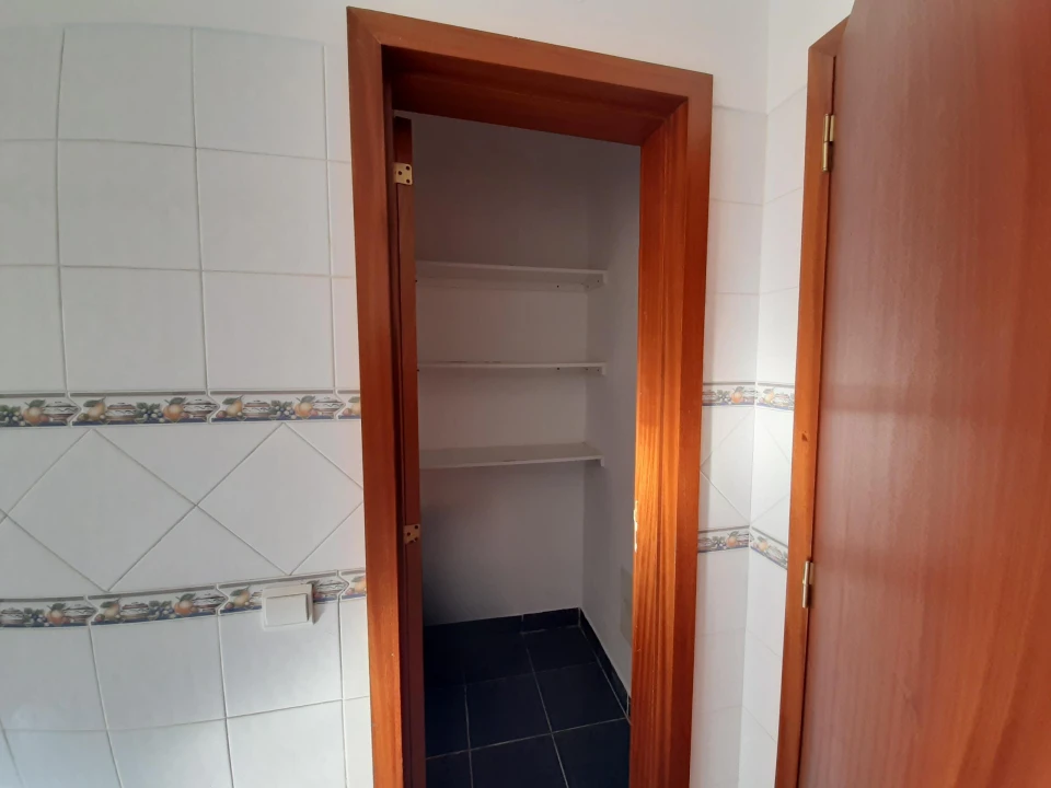 Apartamento T2 para Venda em Barreiro e Lavradio Foto 8