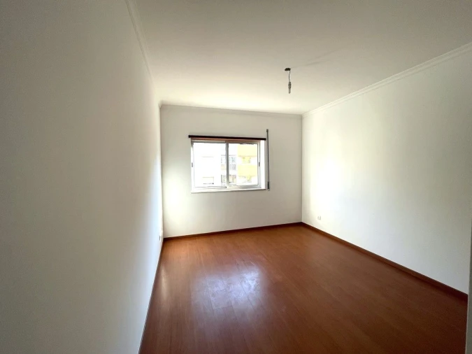 Apartamento T2 para Venda em Barreiro e Lavradio Foto 14