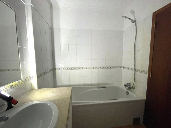 Apartamento T2 para Venda em Barreiro e Lavradio Foto 16