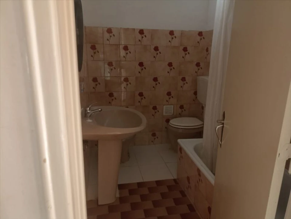 Apartamento T1 para Venda em Barreiro e Lavradio Foto 16