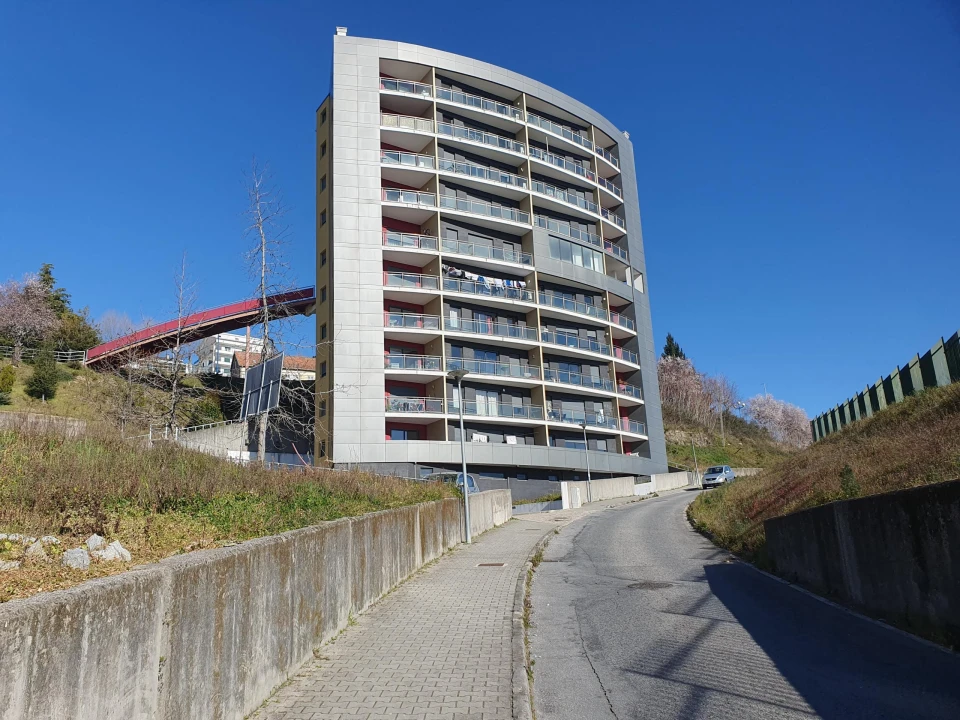 Apartamento T2 para Venda em Covilhã e Canhoso Foto 13