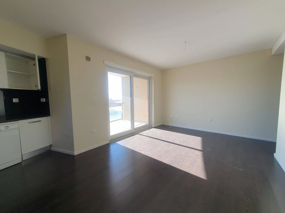 Apartamento T2 para Venda em Covilhã e Canhoso Foto 3